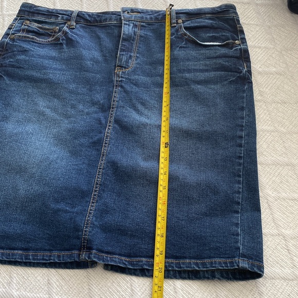 MAX JEANS skirt - Picture 6 of 7